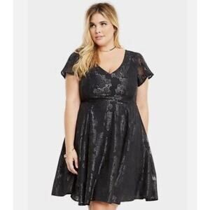 TORRID Black Floral Lurex V Neck Chiffon Skater Dress Women’s 18 Whimsy Goth NYE